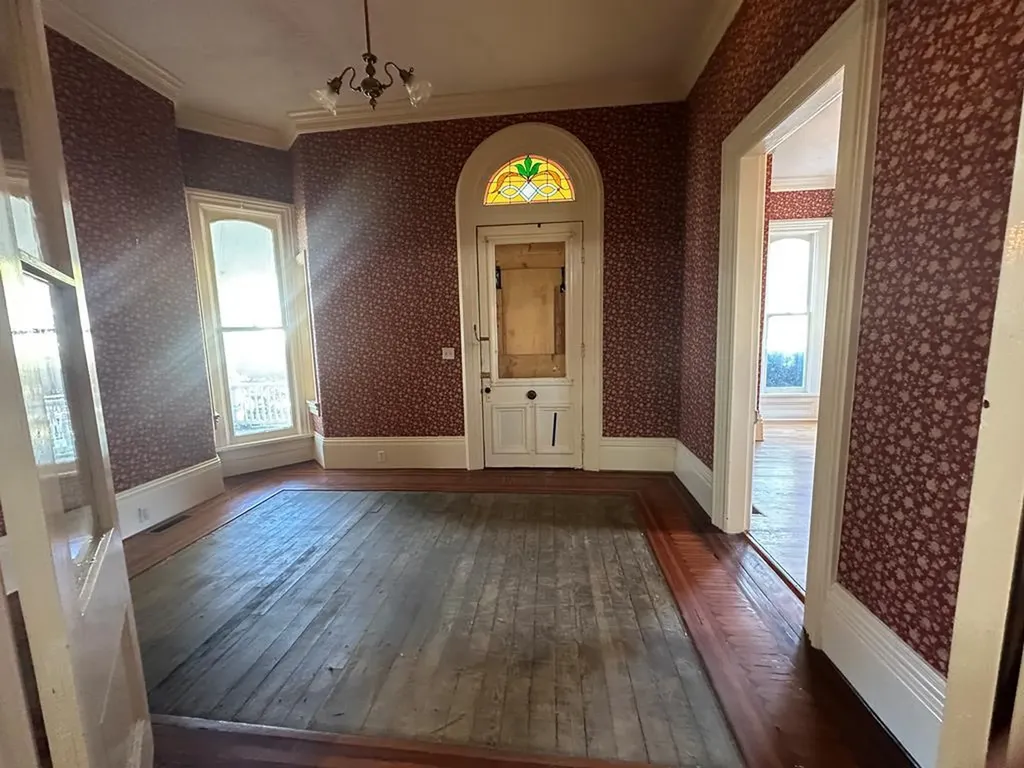 474 S Main Street Russellville KY 42276