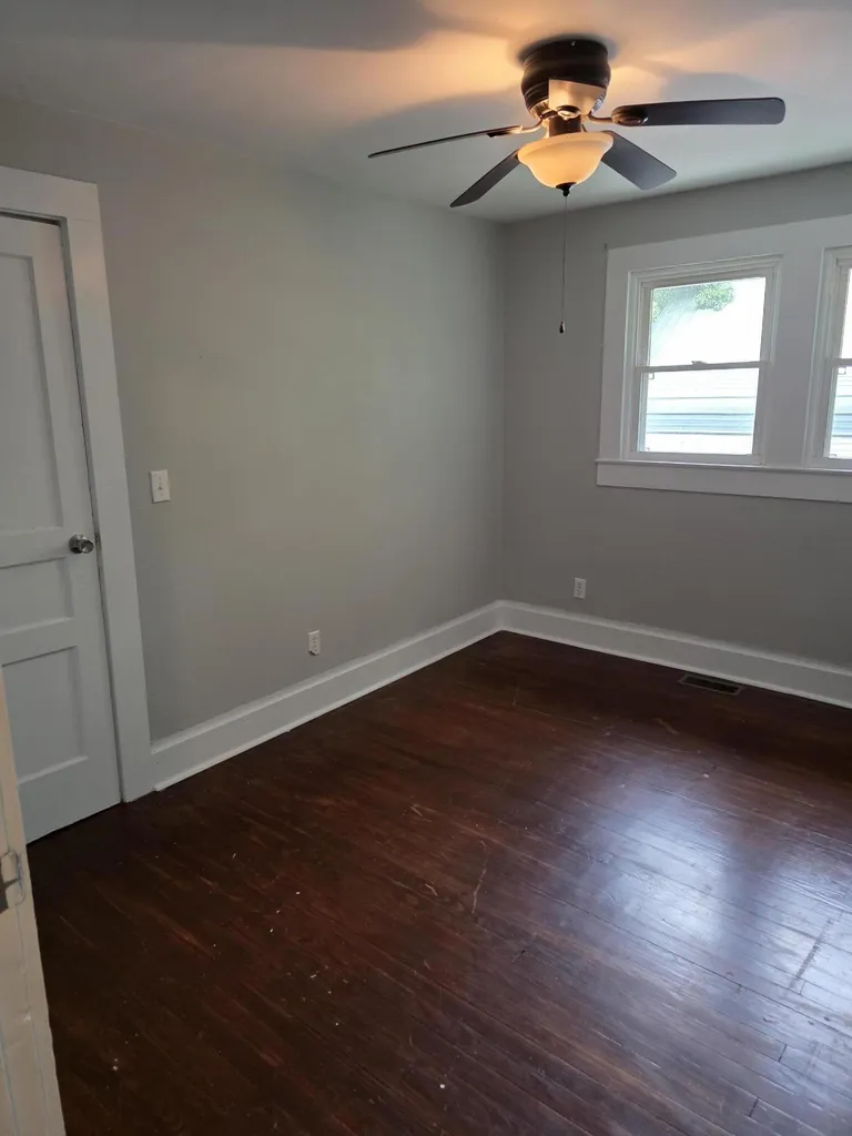 501 S 6th Street Murray KY 42071