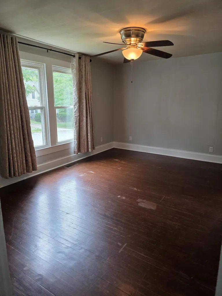 501 S 6th Street Murray KY 42071