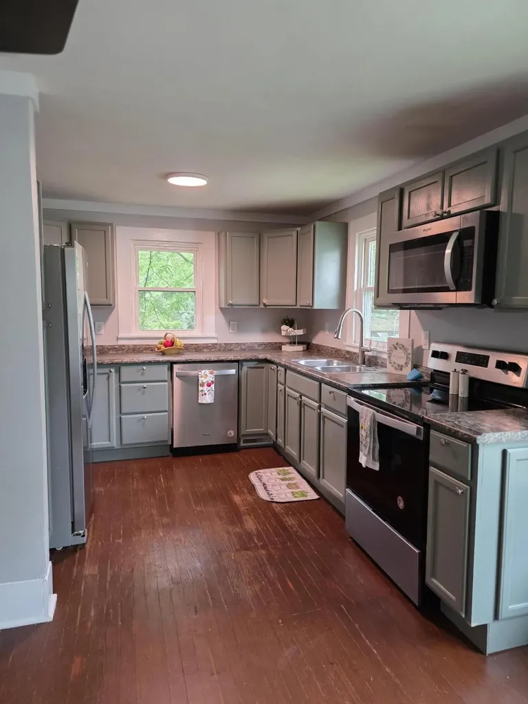 501 S 6th Street Murray KY 42071