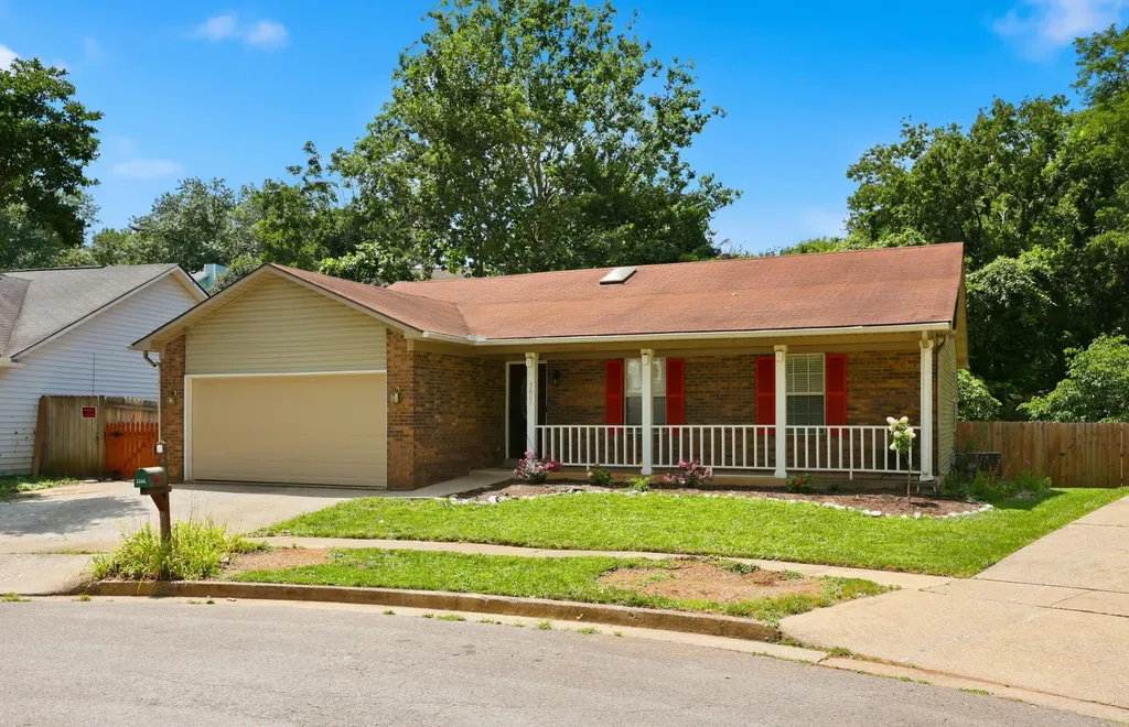 3805 Brookdale Circle Lexington KY 40514