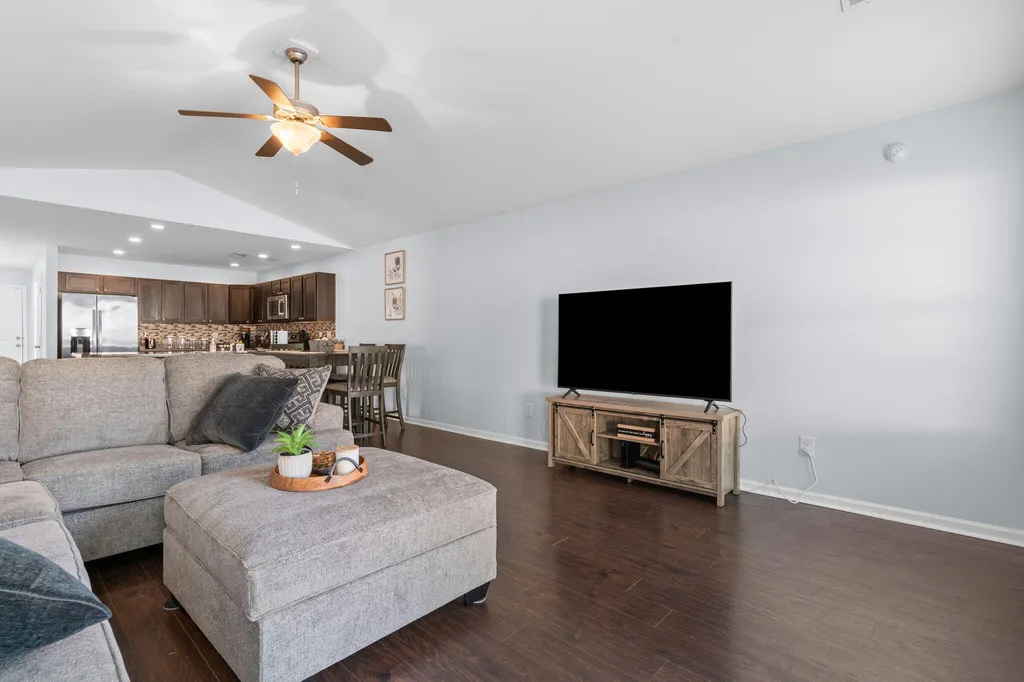 229 Shell Court Lexington KY 40511