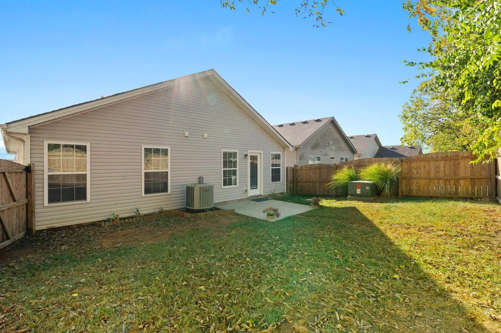 229 Shell Court Lexington KY 40511