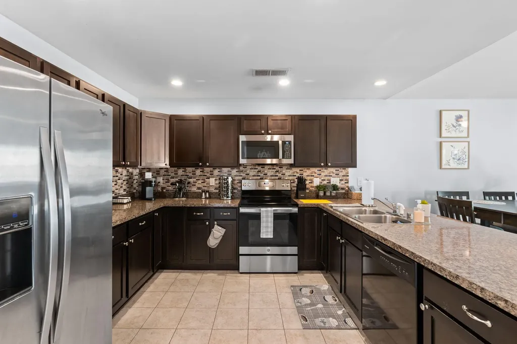 229 Shell Court Lexington KY 40511