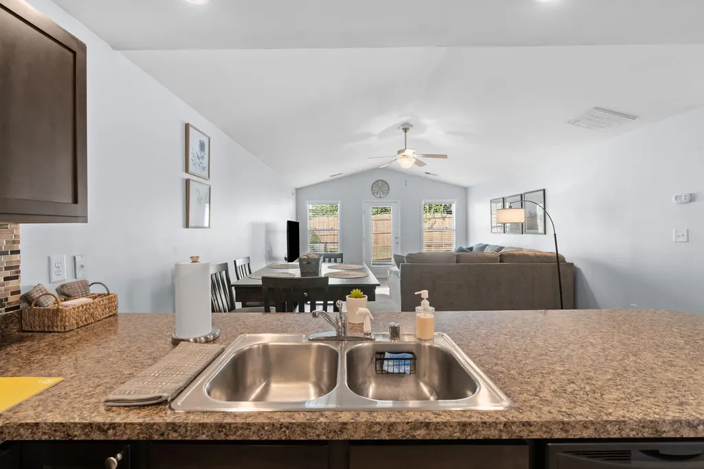 229 Shell Court Lexington KY 40511