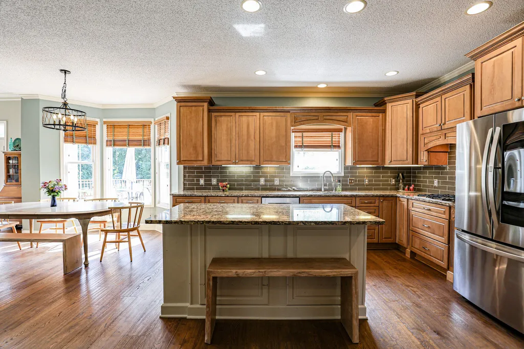 320 Braddie Cove Paducah KY 42001