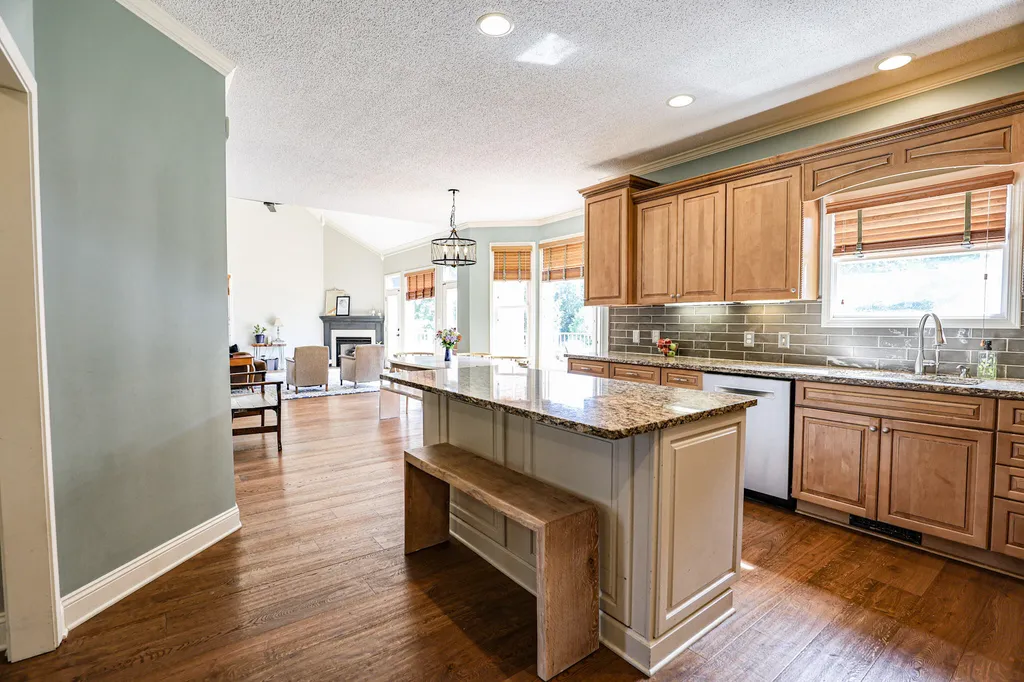 320 Braddie Cove Paducah KY 42001