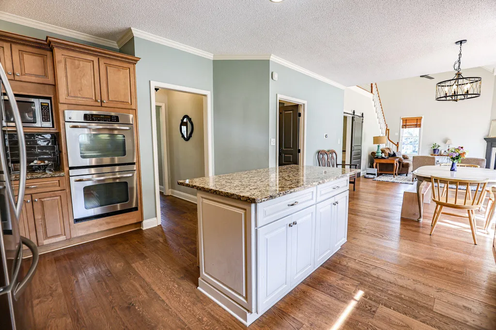 320 Braddie Cove Paducah KY 42001