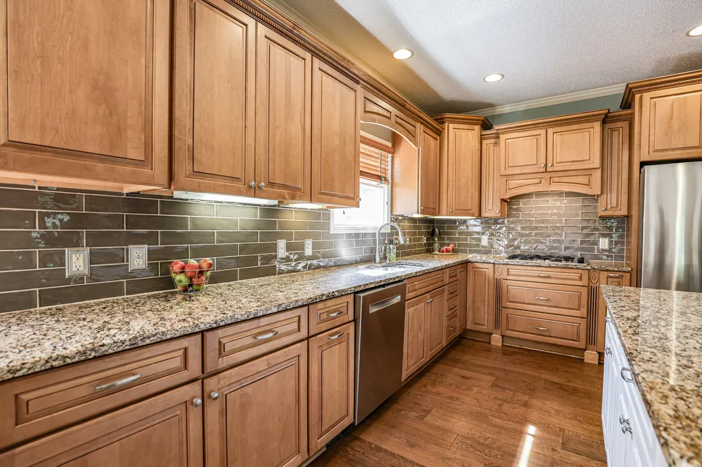 320 Braddie Cove Paducah KY 42001