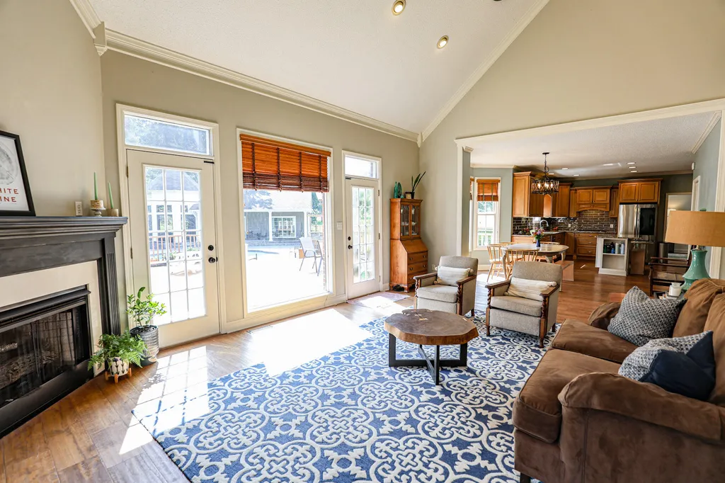 320 Braddie Cove Paducah KY 42001