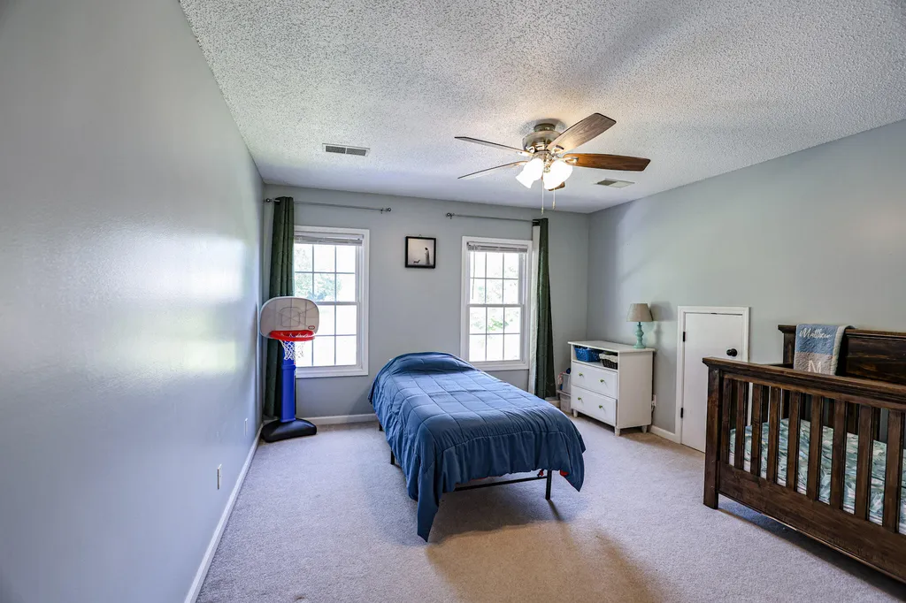 320 Braddie Cove Paducah KY 42001