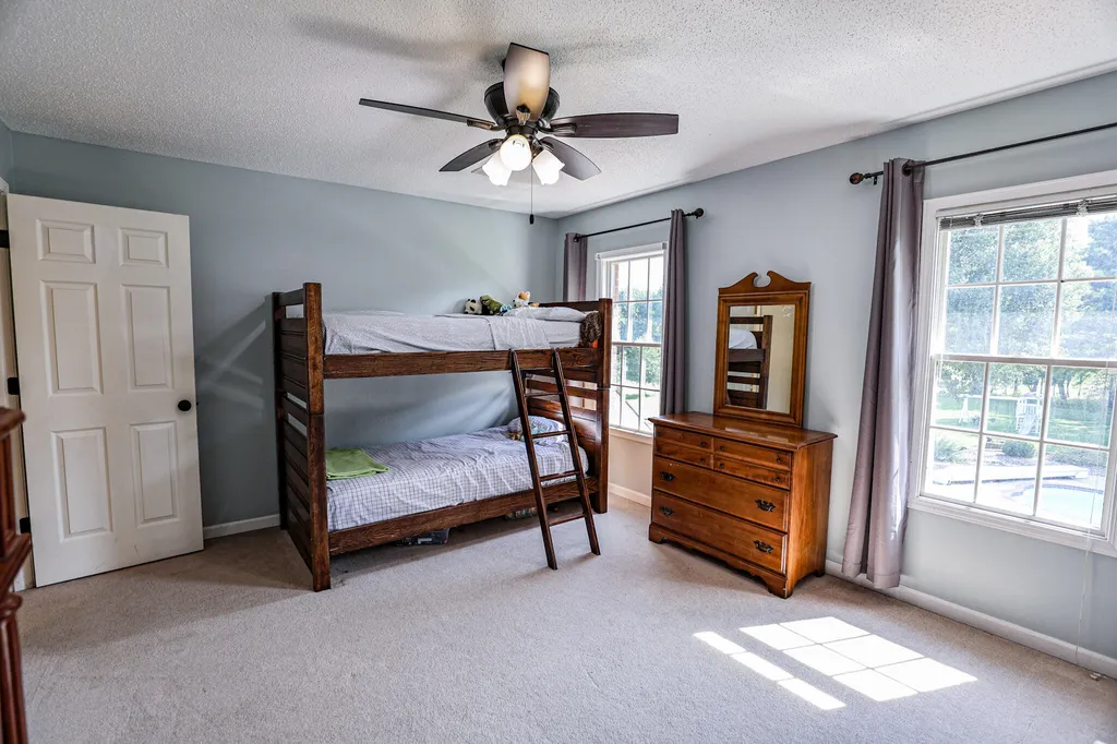 320 Braddie Cove Paducah KY 42001