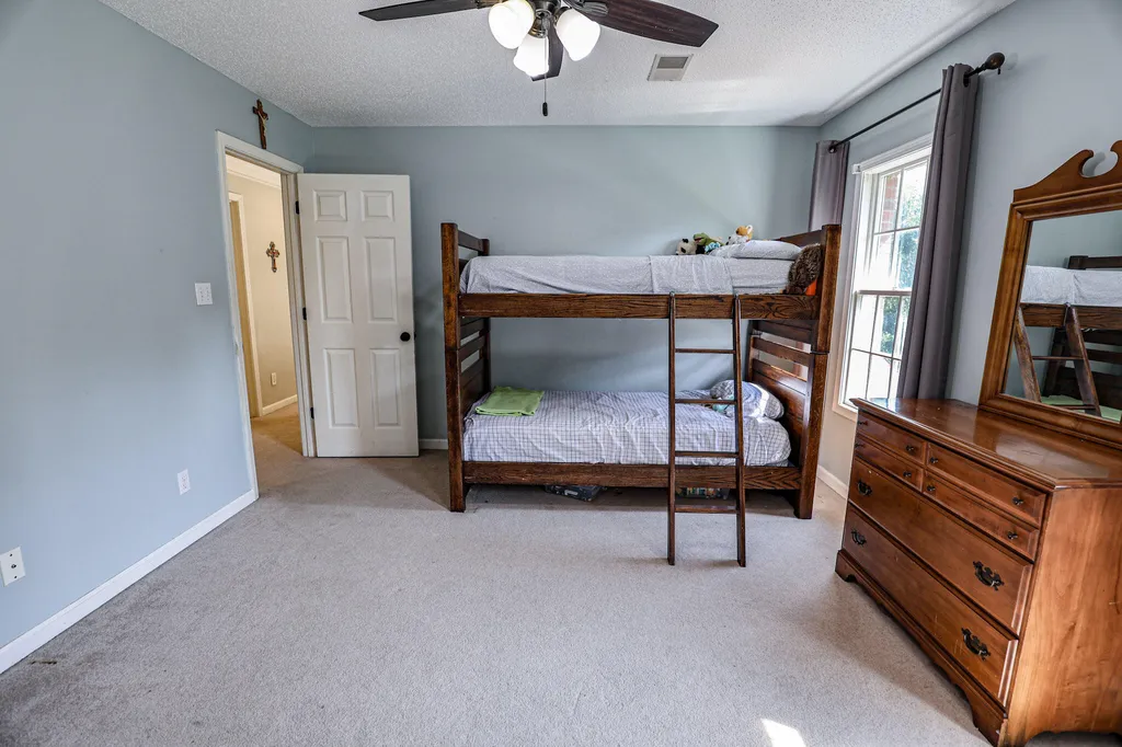 320 Braddie Cove Paducah KY 42001