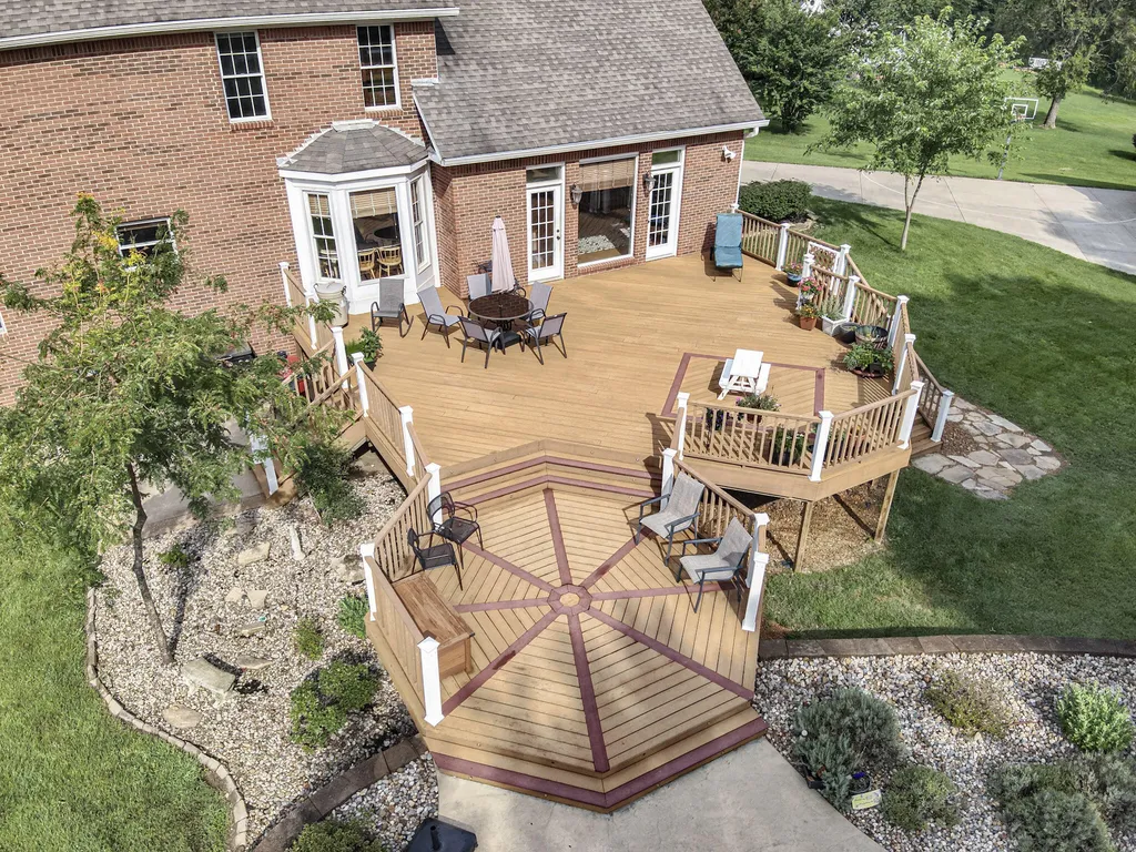 320 Braddie Cove Paducah KY 42001