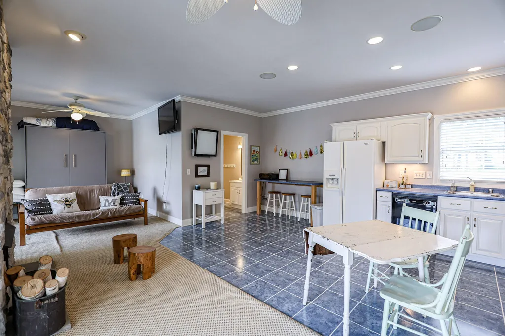 320 Braddie Cove Paducah KY 42001