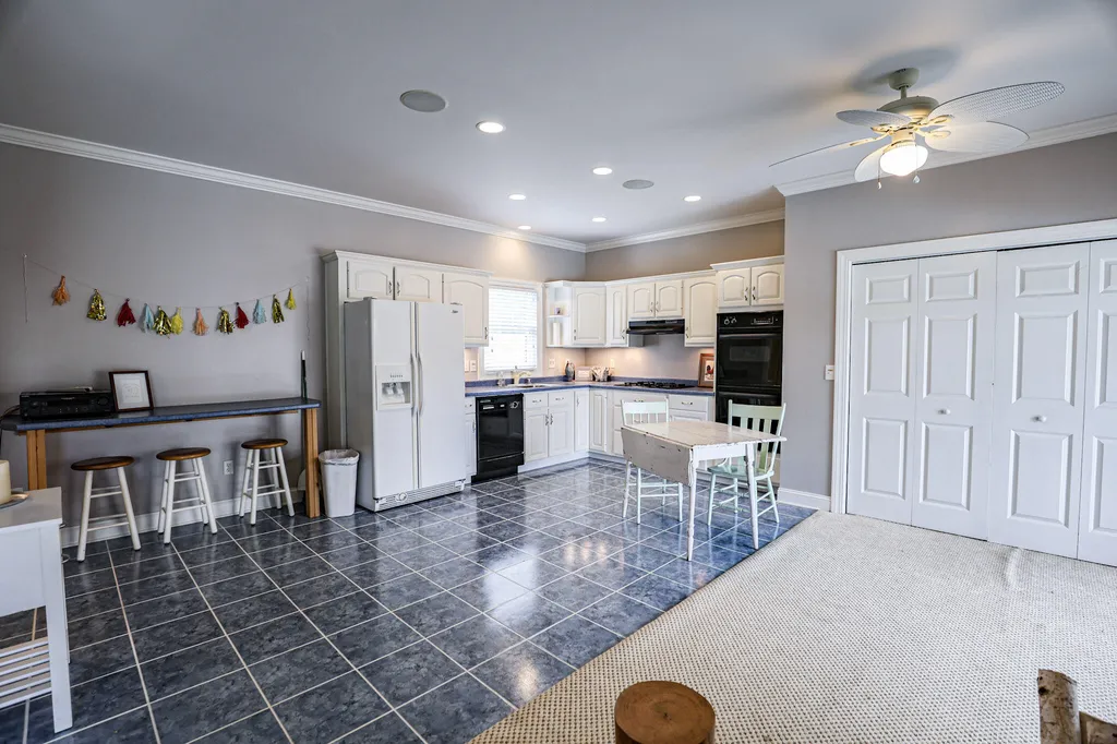 320 Braddie Cove Paducah KY 42001