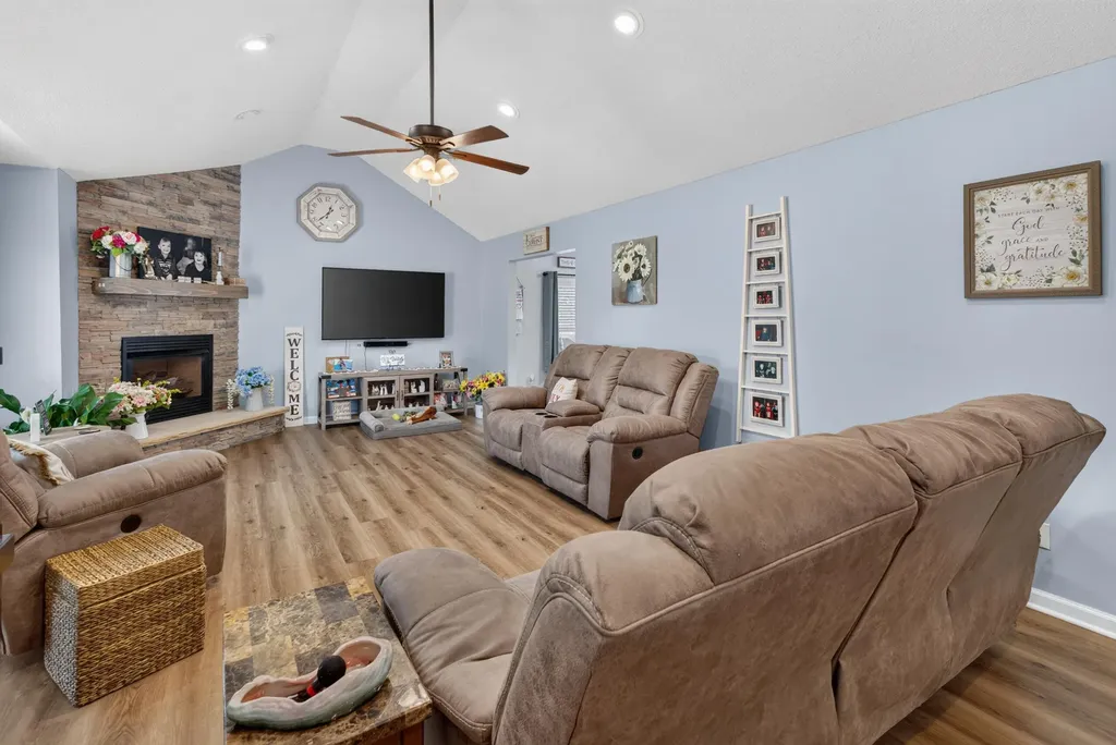 373 Powell Street Benton KY 42025