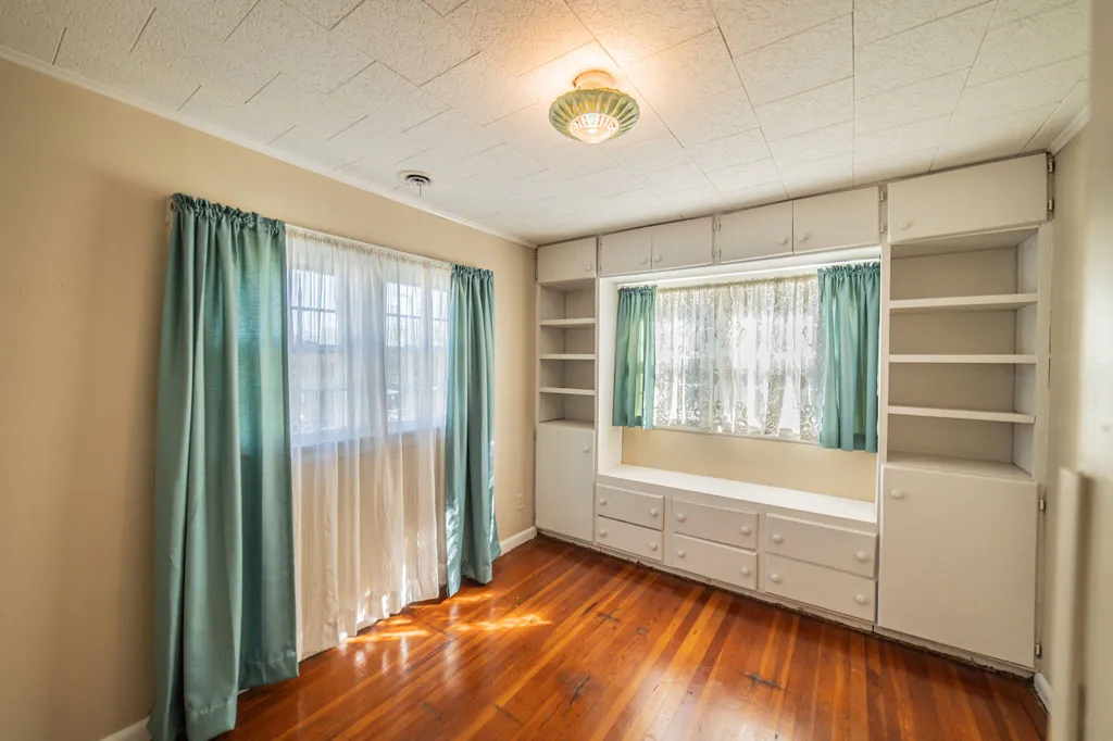581 S Main Street Calvert City KY 42029