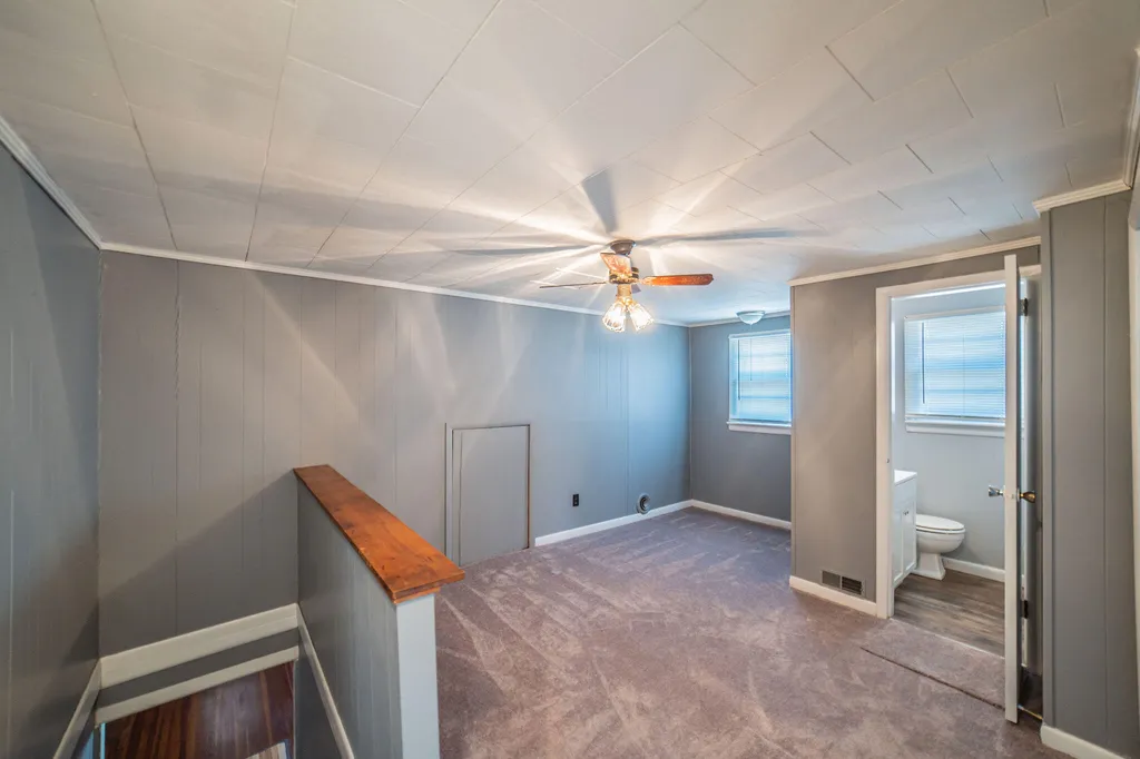 581 S Main Street Calvert City KY 42029