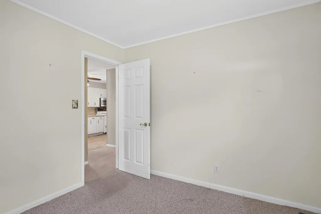 135 Southern Heights Mayfield KY 42066
