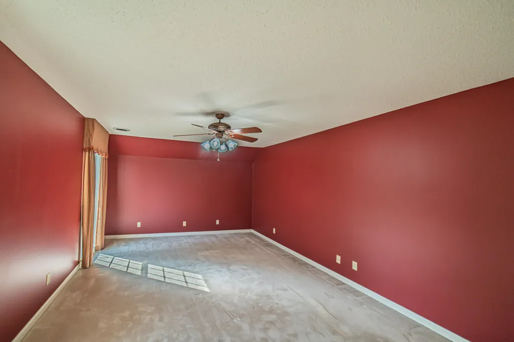323 Meadowaire Drive Paducah KY 42003