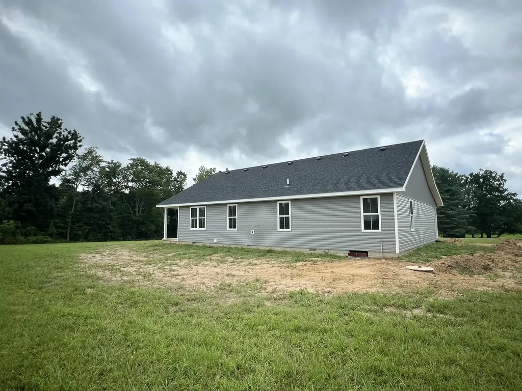 121 Deerview Lane Russell Springs KY 42642