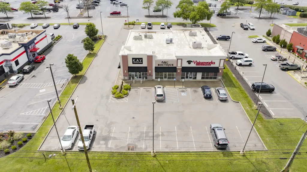 2007 S Highway 27 Somerset KY 42501