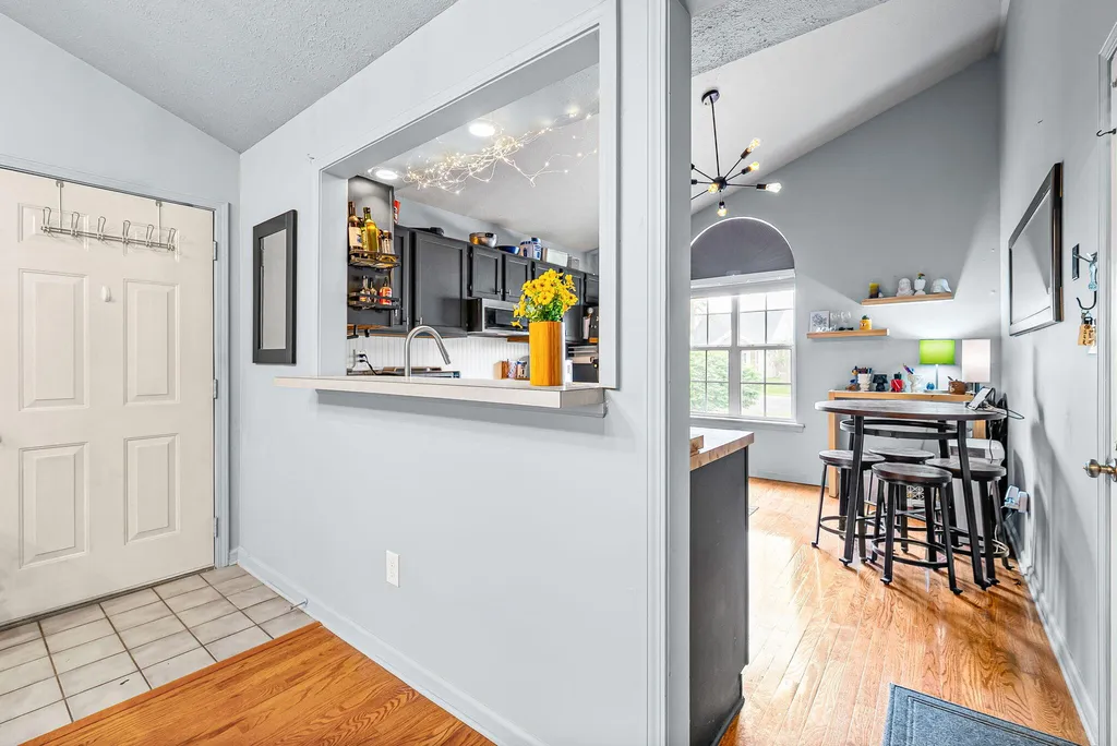 302 Northwind Drive Hopkinsville KY 42240