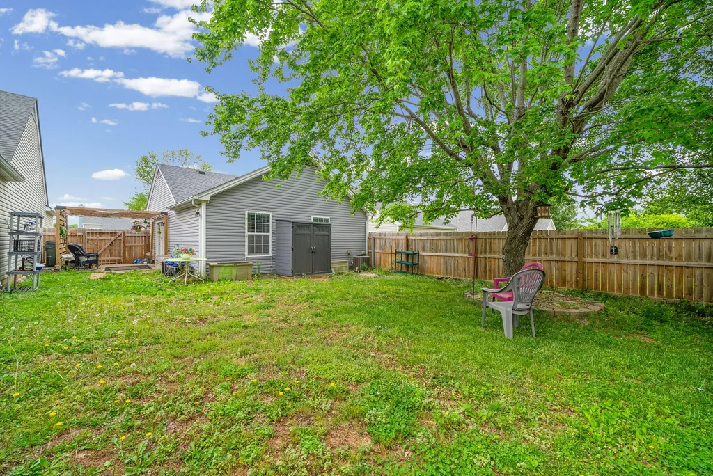302 Northwind Drive Hopkinsville KY 42240