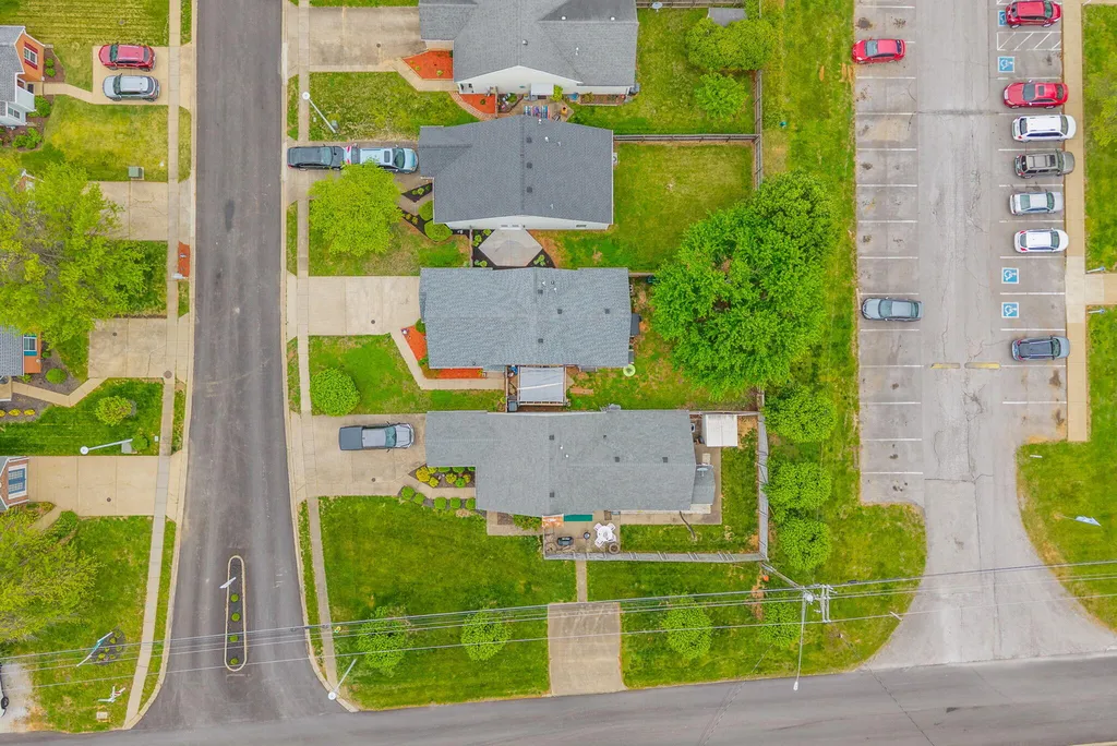 302 Northwind Drive Hopkinsville KY 42240