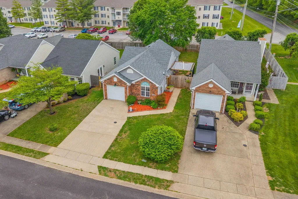 302 Northwind Drive Hopkinsville KY 42240