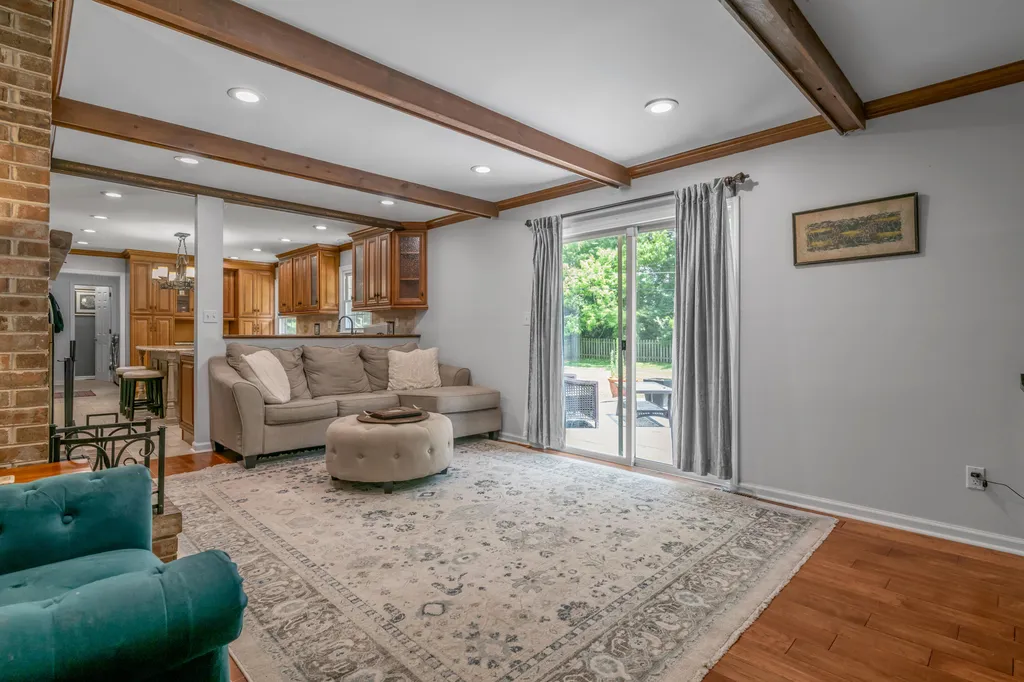 1556 Wellesley Drive Lexington KY 40513