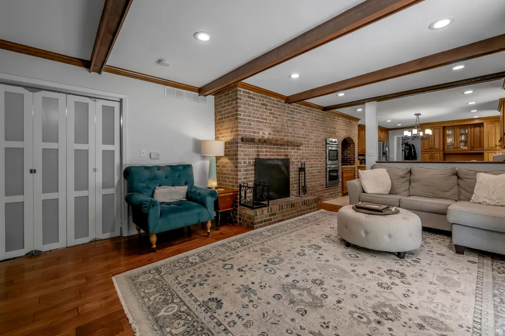 1556 Wellesley Drive Lexington KY 40513