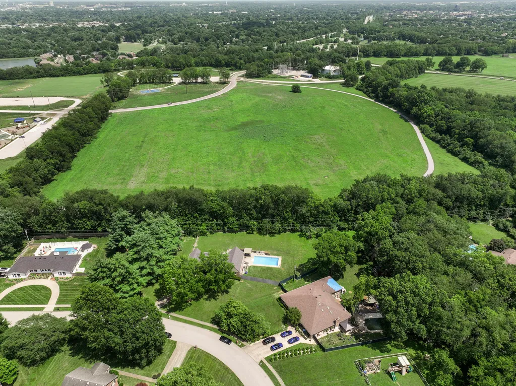 1556 Wellesley Drive Lexington KY 40513