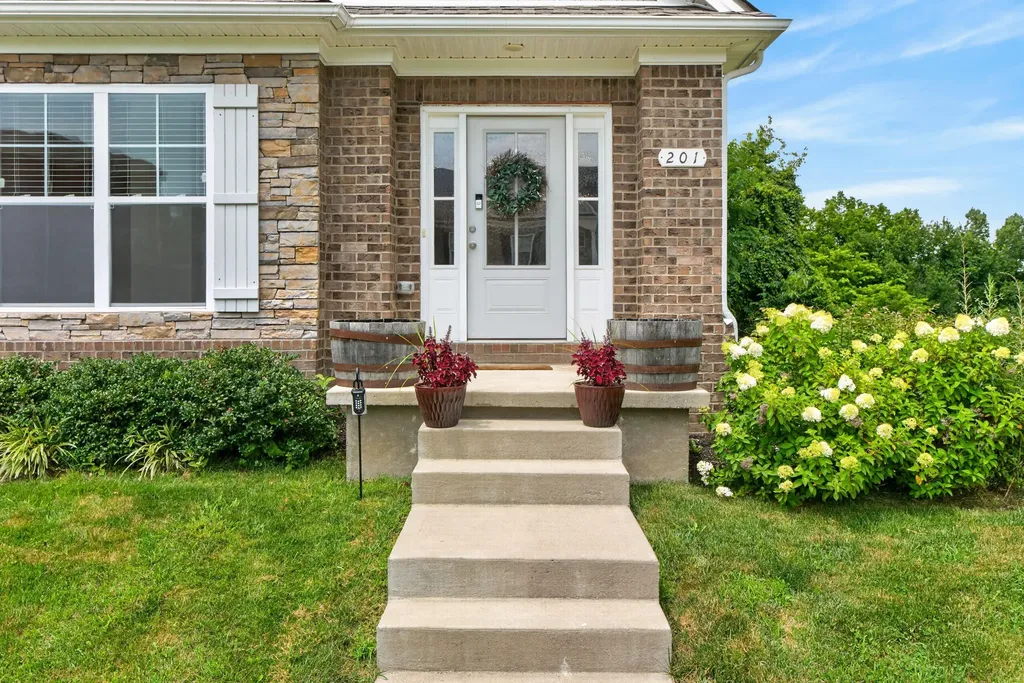 201 James Thomas Way Richmond KY 40475
