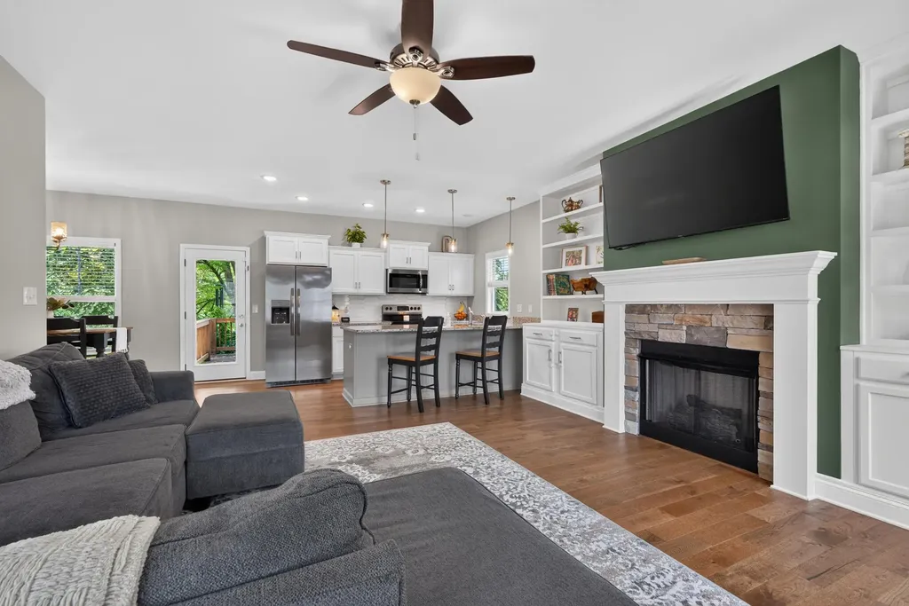 201 James Thomas Way Richmond KY 40475