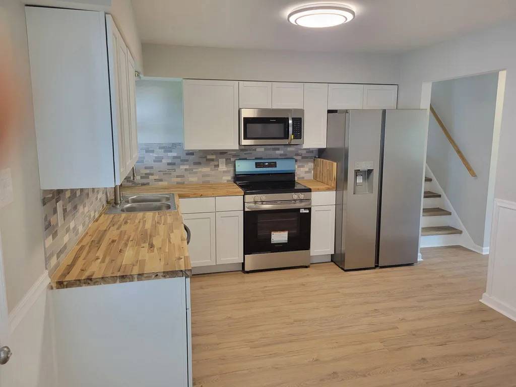 1997 Greenleaf Drive Lexington KY 40505