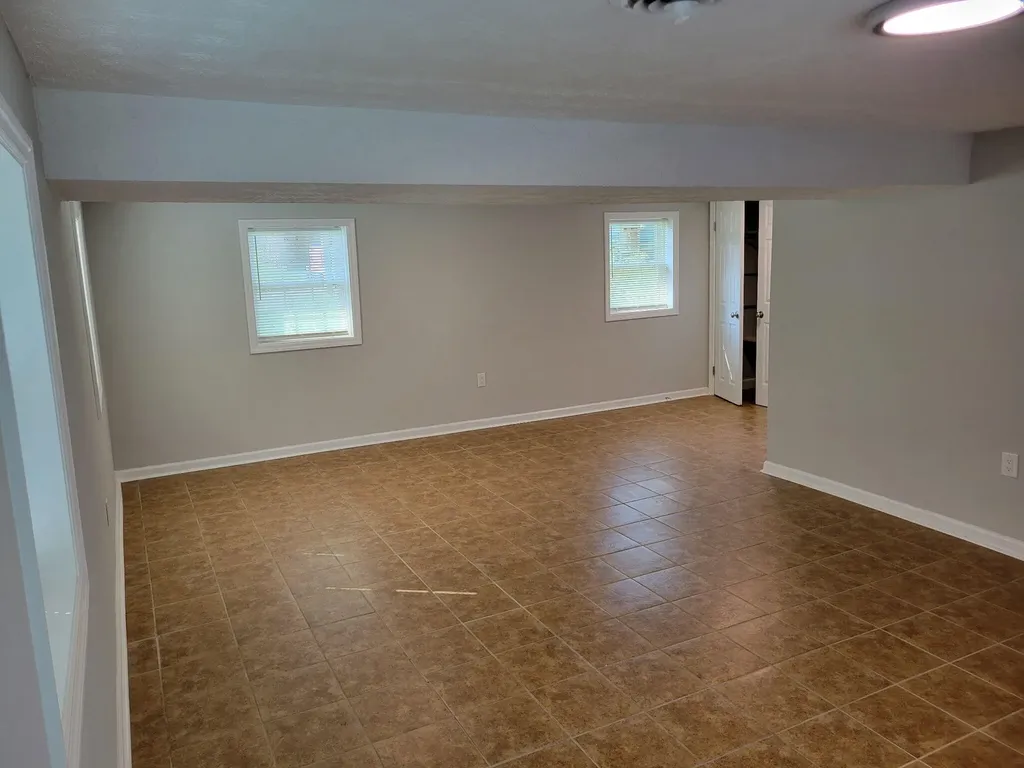1997 Greenleaf Drive Lexington KY 40505