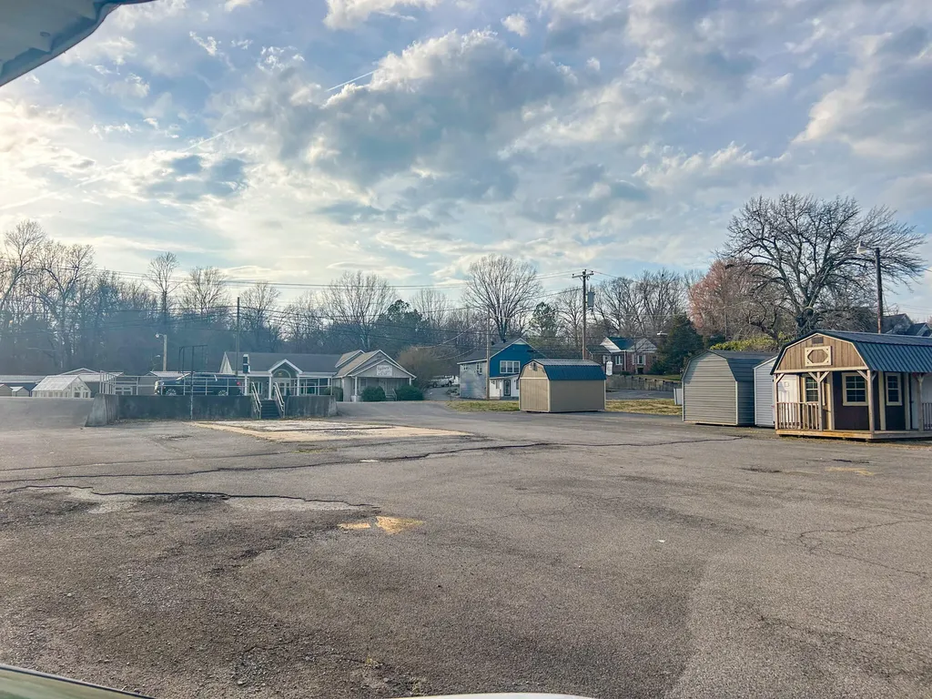 1505 Main Street Benton KY 42025