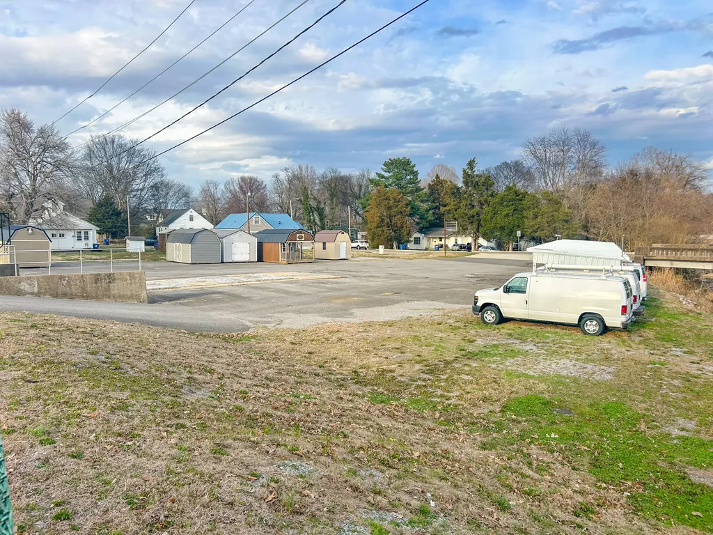 1505 Main Street Benton KY 42025