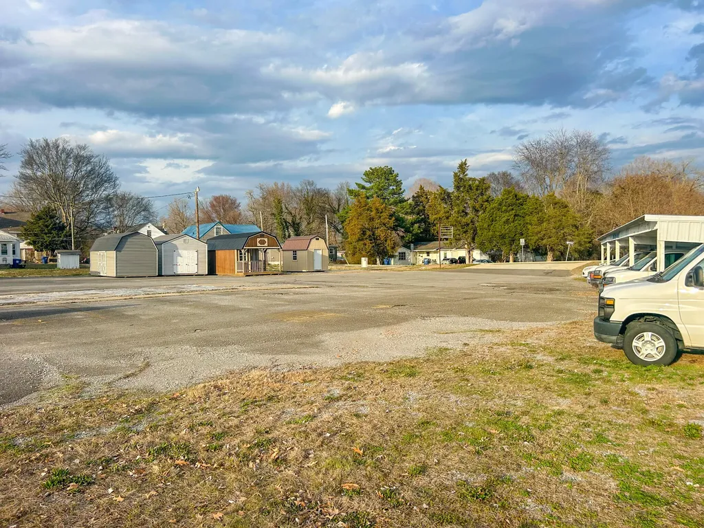 1505 Main Street Benton KY 42025