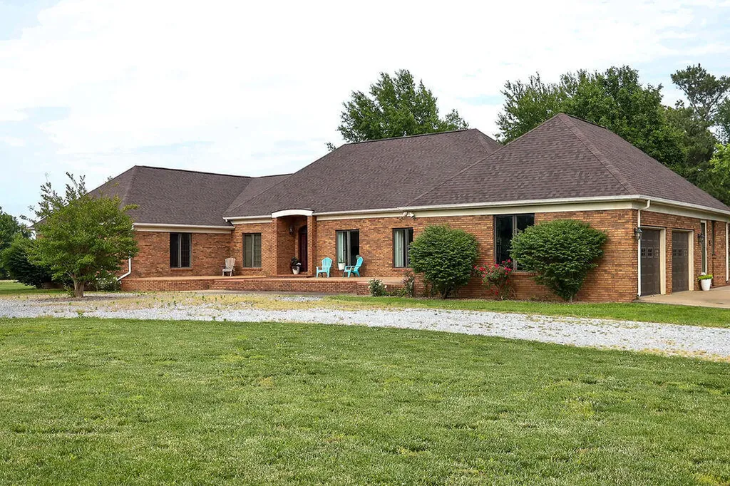 662 Macedonia Church Road Mayfield KY 42066