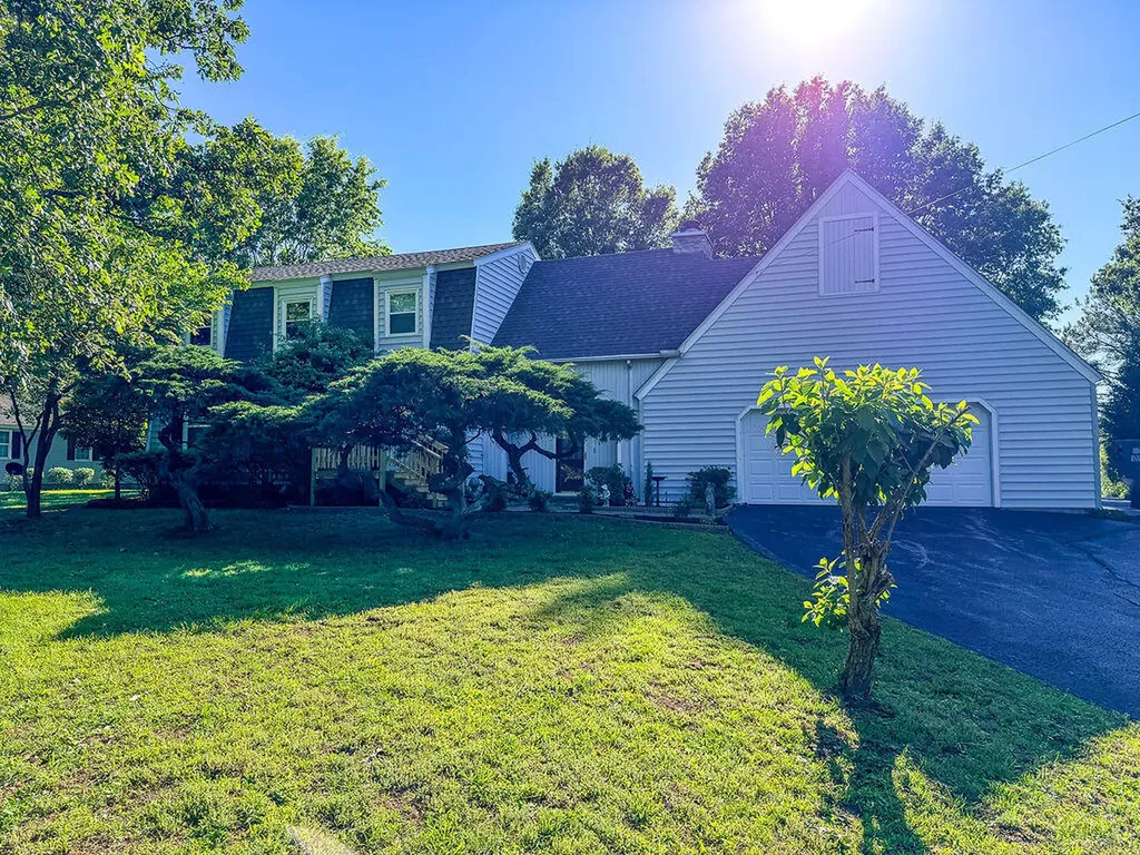 3655 Kentucky 303 Mayfield KY 42066