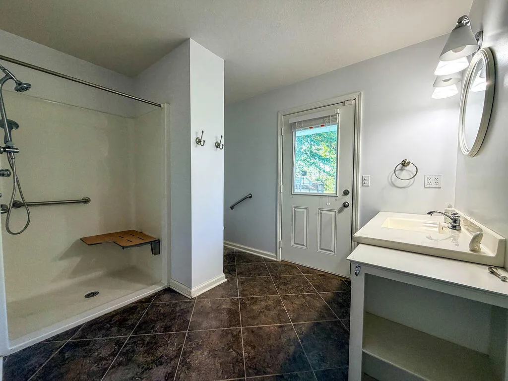 3655 Kentucky 303 Mayfield KY 42066