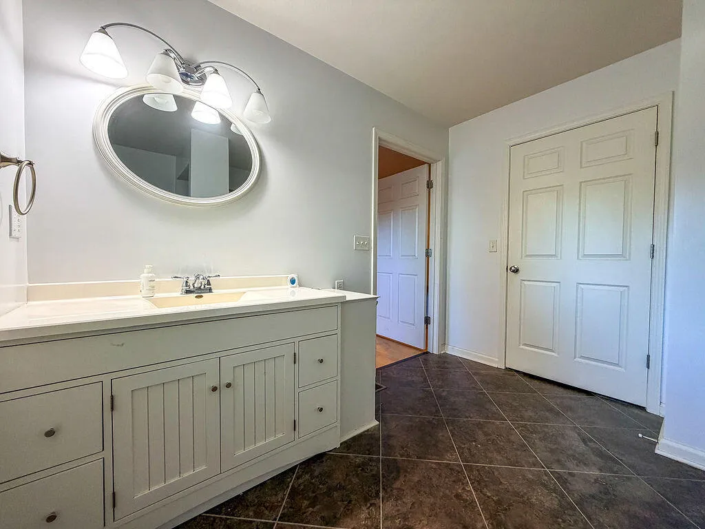 3655 Kentucky 303 Mayfield KY 42066