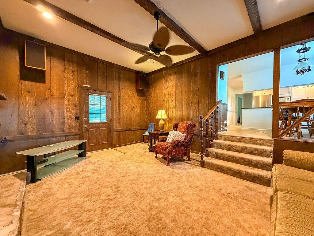 3655 Kentucky 303 Mayfield KY 42066