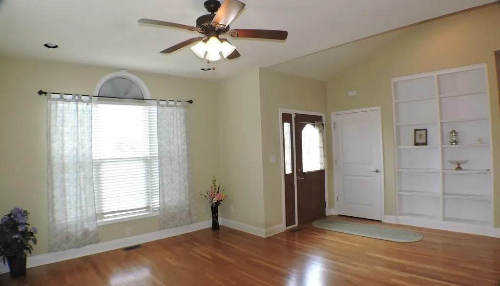 1616 Old Silo Hill Drive Mt Sterling KY 40353