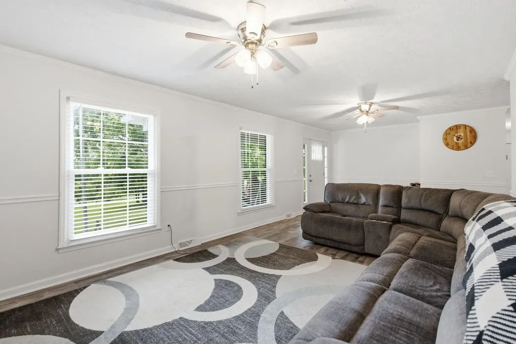 232 Mccrosky Pike Harrodsburg KY 40330