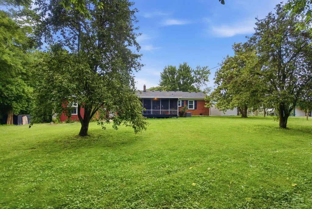 232 Mccrosky Pike Harrodsburg KY 40330