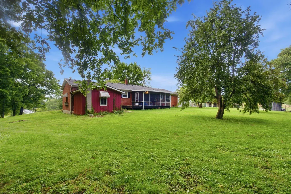232 Mccrosky Pike Harrodsburg KY 40330